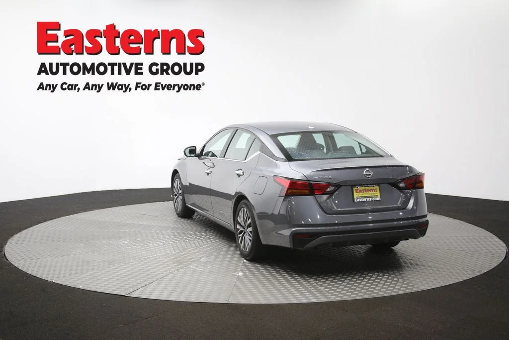 Used 2025 Gray Nissan 2.5 SV image 65