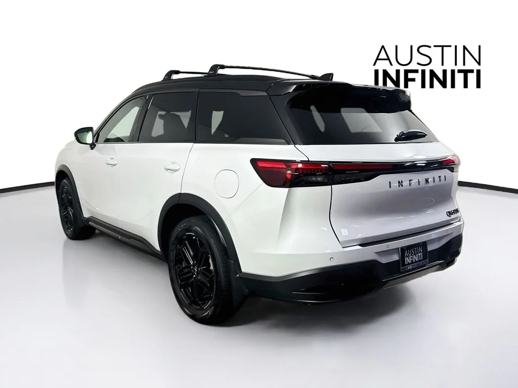 Certified Used 2026 White / Black INFINITI SPORT image 7