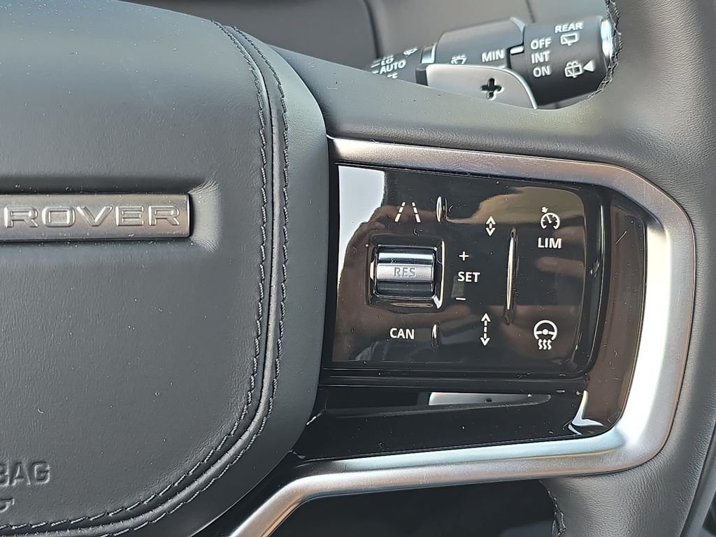 New 2026 Santorini Black Land Rover SE image 19