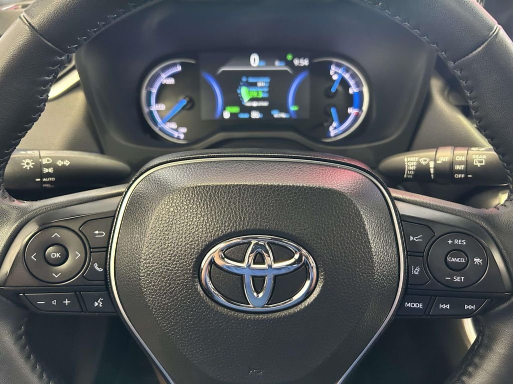 Certified Used 2025 Silver Toyota XSE image 29
