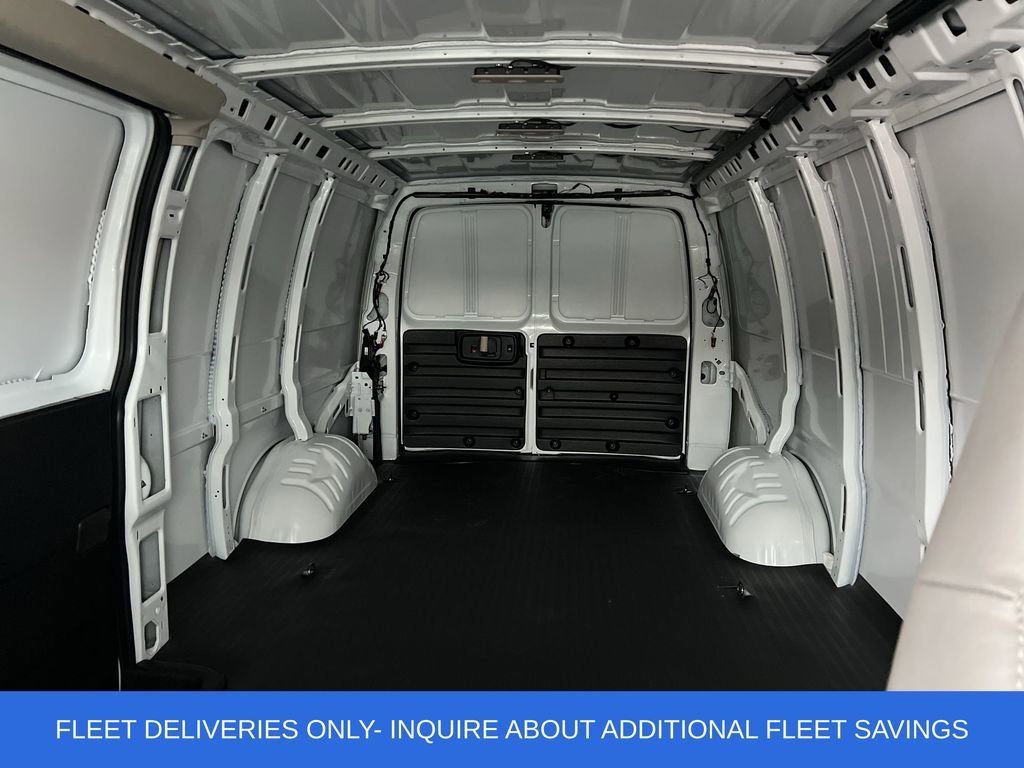 2025 Chevrolet Express Cargo Work Van - Photo 18