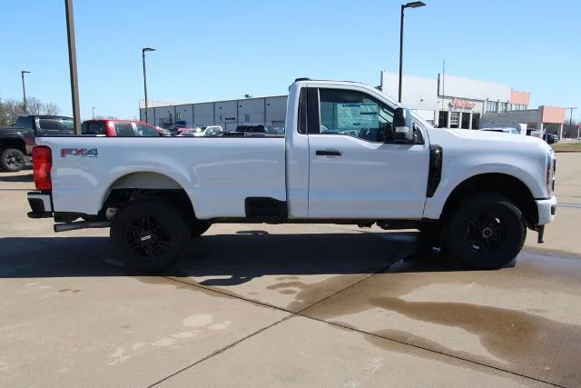 New 2026 Oxford White Ford F-350® XL image 4