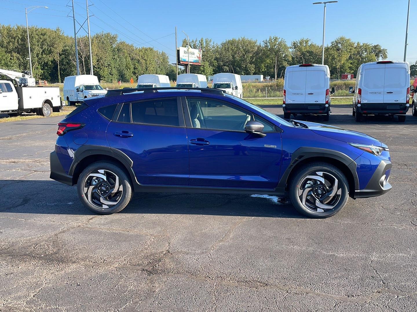New 2026 SAPPHIRE BLUE PEARL Subaru Limited Hybrid image 6