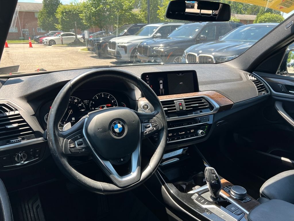 Used 2019 Dark Graphite Metallic BMW sDrive30i image 27