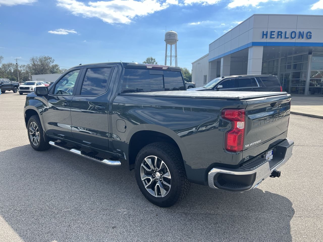 2025 Chevrolet Silverado 1500 LT - Photo 18