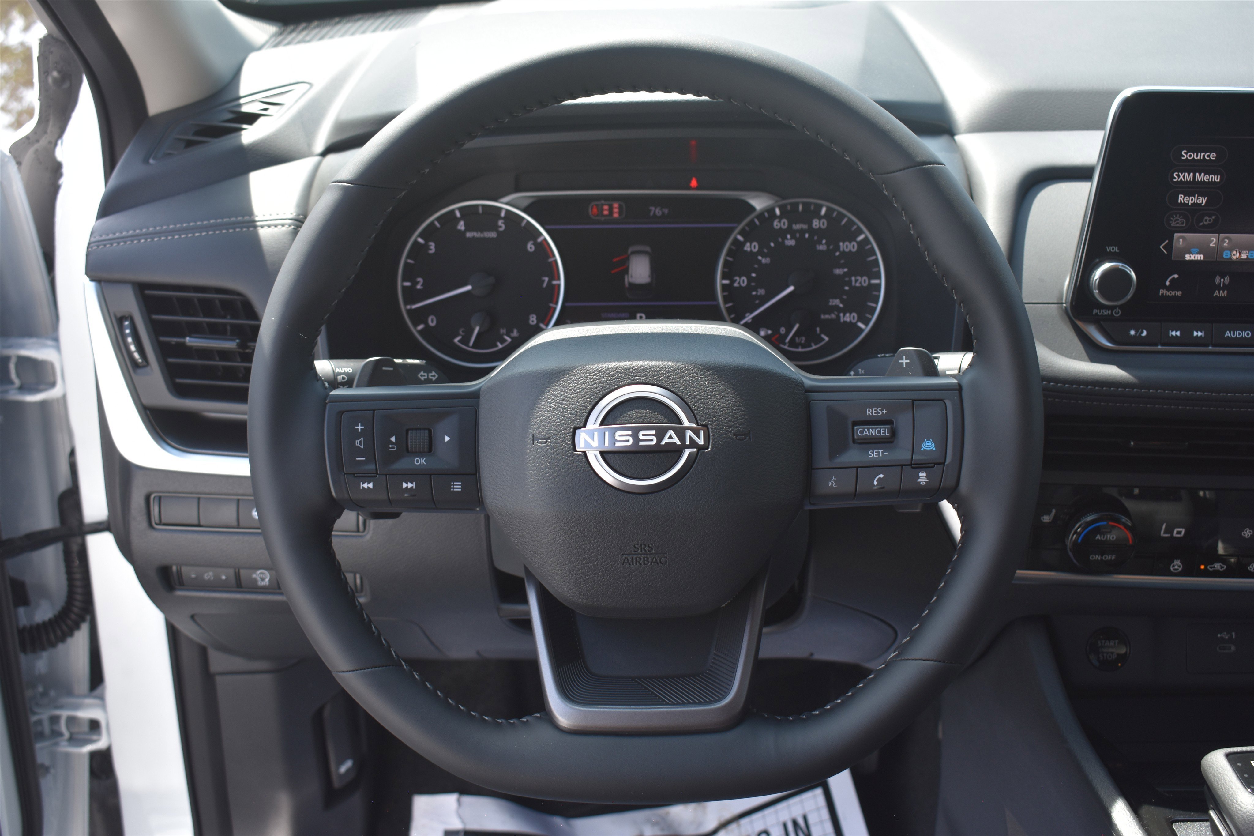 New 2026 Everest White Pearl TriCoat Nissan SV image 18