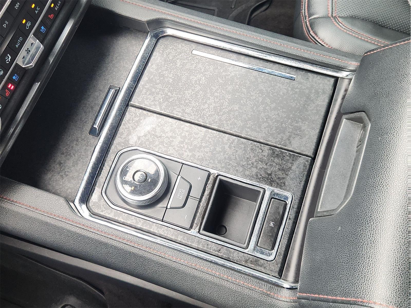 2022 Ford Expedition Max photo 21 of 35
