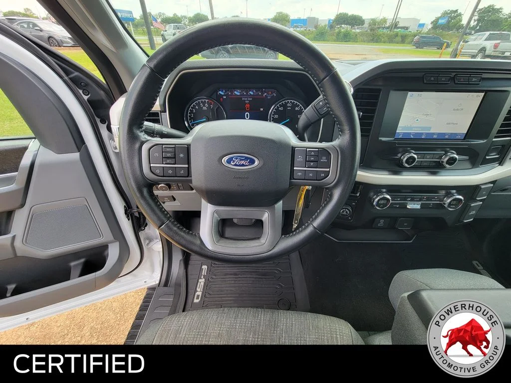 Used 2021 White Ford XLT image 17