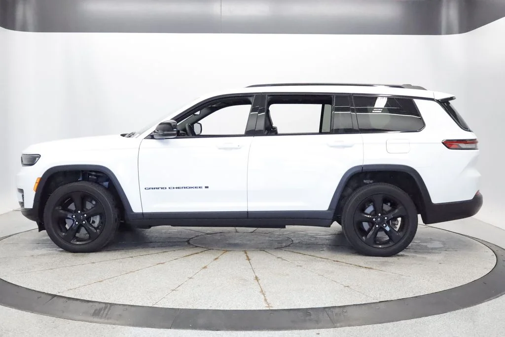 Used 2023 Jeep Grand Cherokee L Altitude with VIN 1C4RJKAG8P8749863 for sale in Coon Rapids, Minnesota