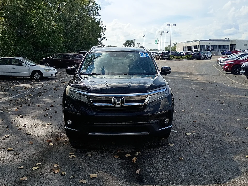 Certified Used 2022 Crystal Black Pearl Honda Touring w/Rear Captain