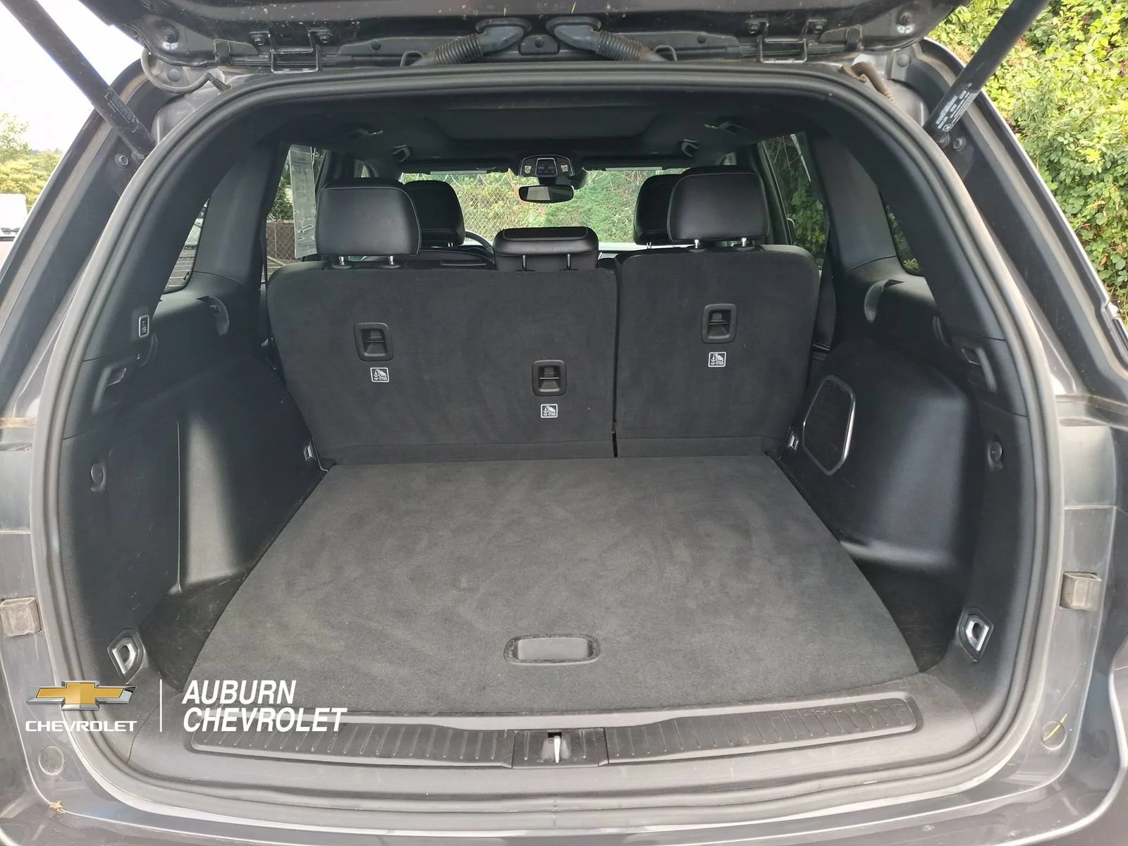 Used 2024 Gray Jeep 4xe image 19