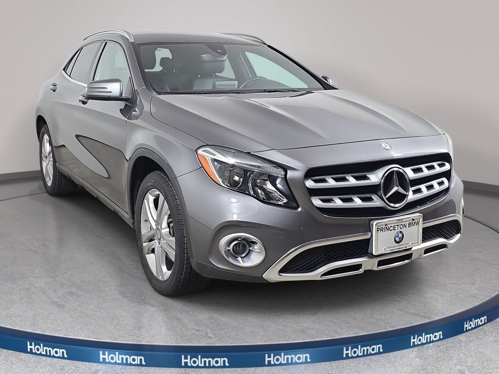 Used 2018 Gray Metallic Mercedes-Benz GLA 250 image 4