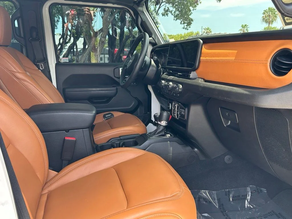 Used 2026 White Jeep Sport image 32