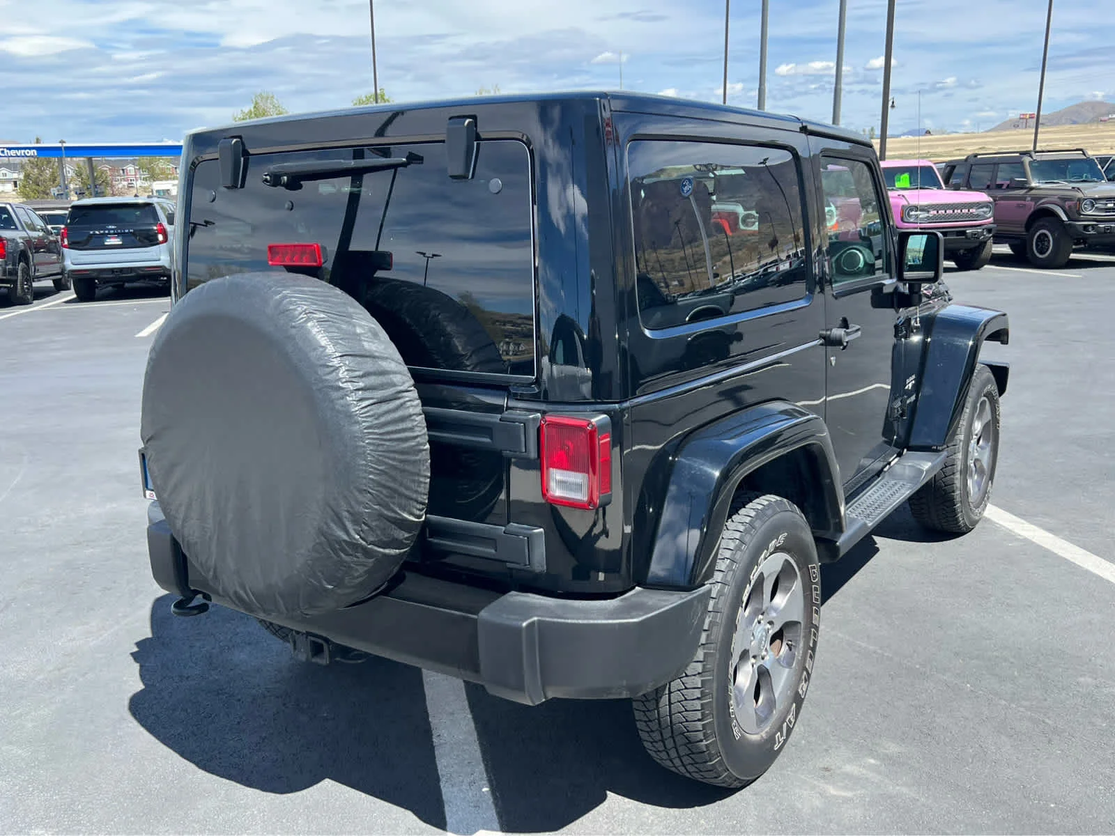 Certified Used 2018 Black Clearcoat Jeep Sahara image 8