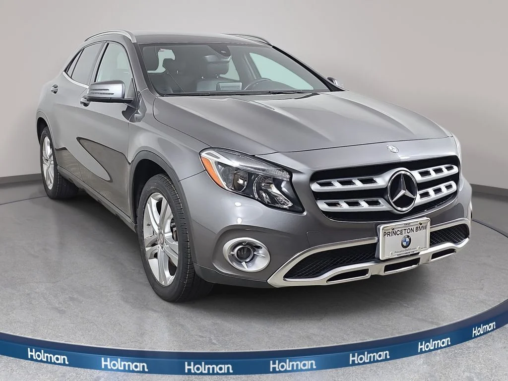 Used 2018 Gray Metallic Mercedes-Benz GLA 250 image 4