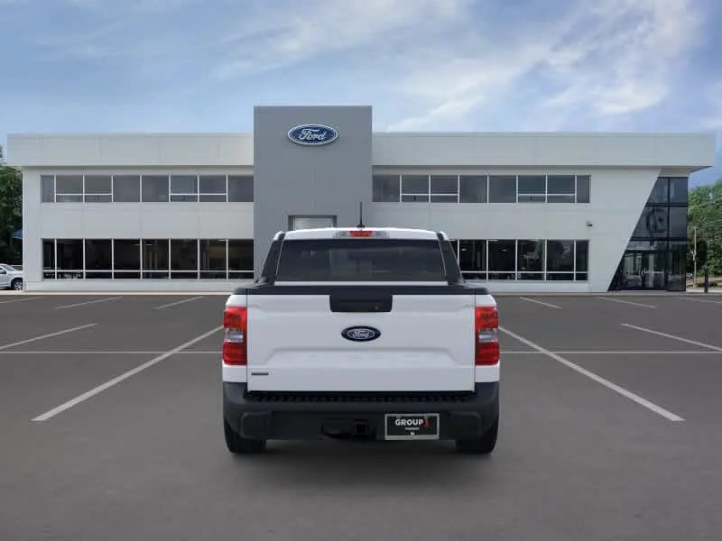New 2026 Oxford White Ford XLT image 5