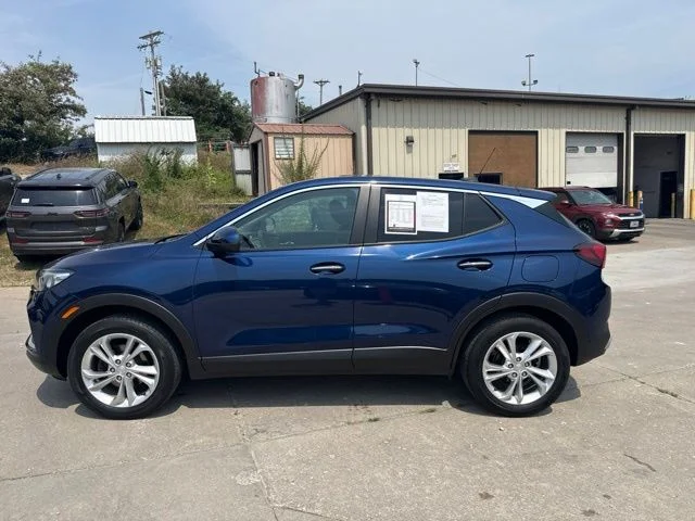 Used 2023 Blue Buick Preferred image 4