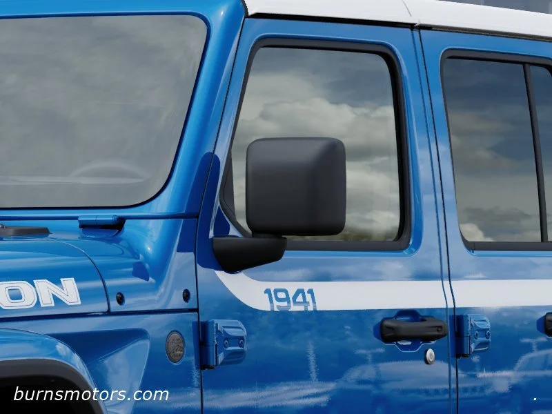 New 2026 Hydro Blue Pearl-Coat Exterior Paint Jeep Sahara 4-Door image 12