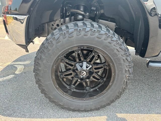 Used 2018 Shadow Black Ford XLT image 6