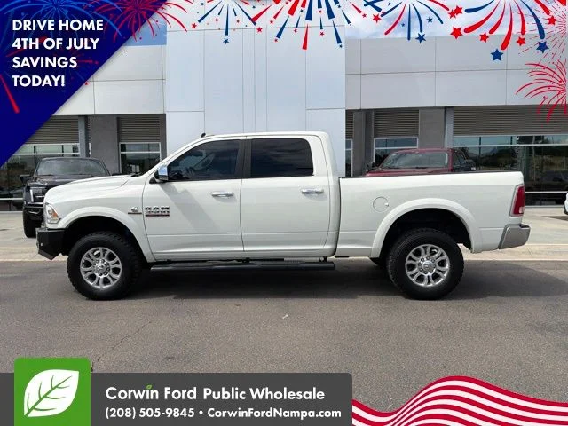 2017 RAM 3500 Laramie 4X4 Crew Cab SWB's photo