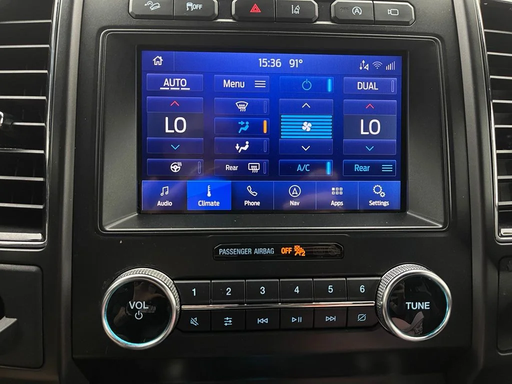 Used 2020 Black Ford Limited image 27