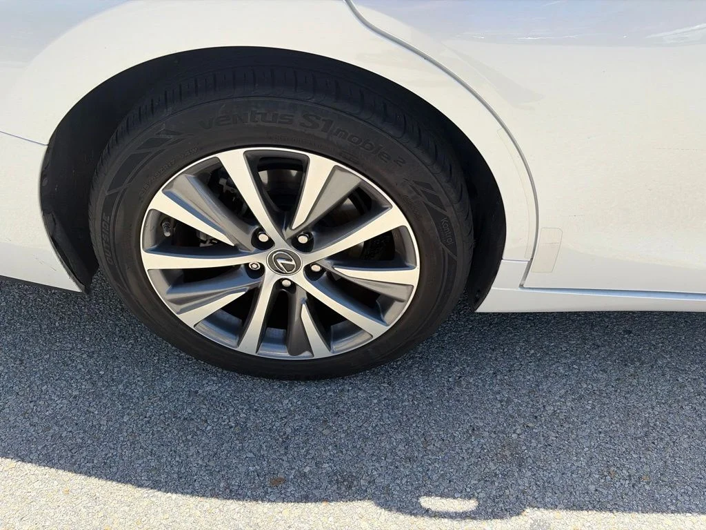 Certified Used 2020 White Lexus 350 image 11