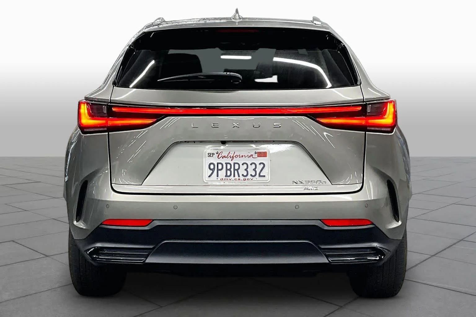 Used 2025 Atomic Silver Lexus Premium image 4