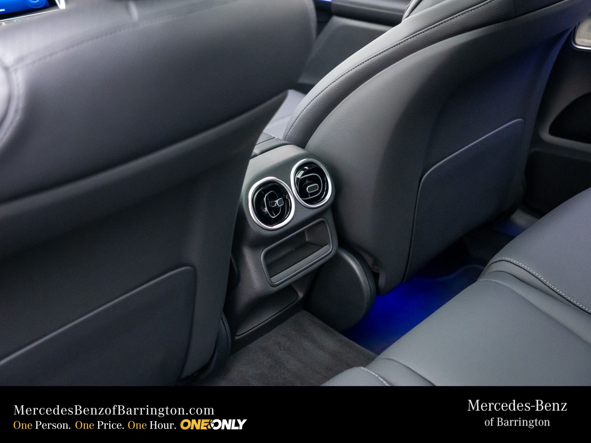 New 2026 Black Mercedes-Benz GLC 300 image 21