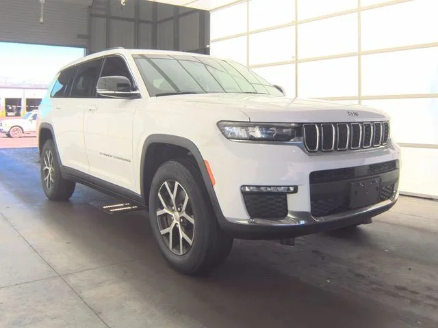 Used 2023 White Jeep Limited image 5