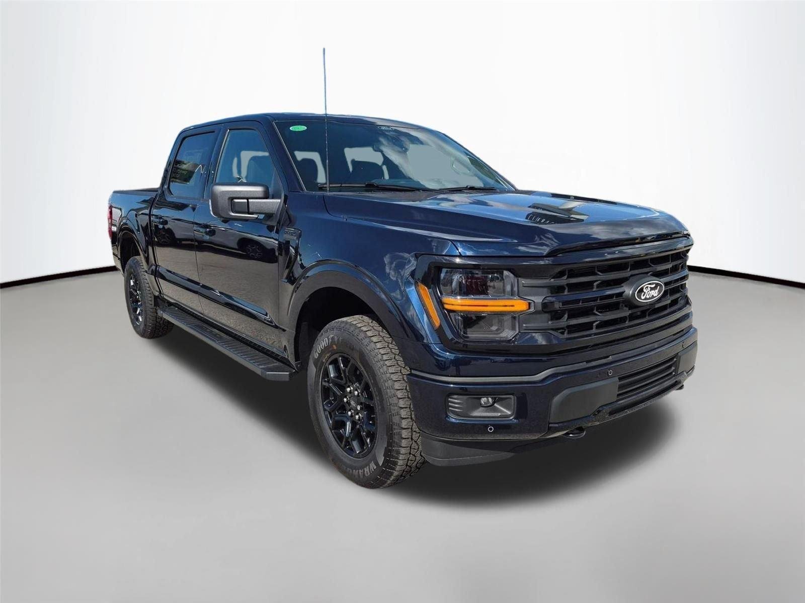 New 2026 Antimatter Blue Metallic Ford XLT image 3