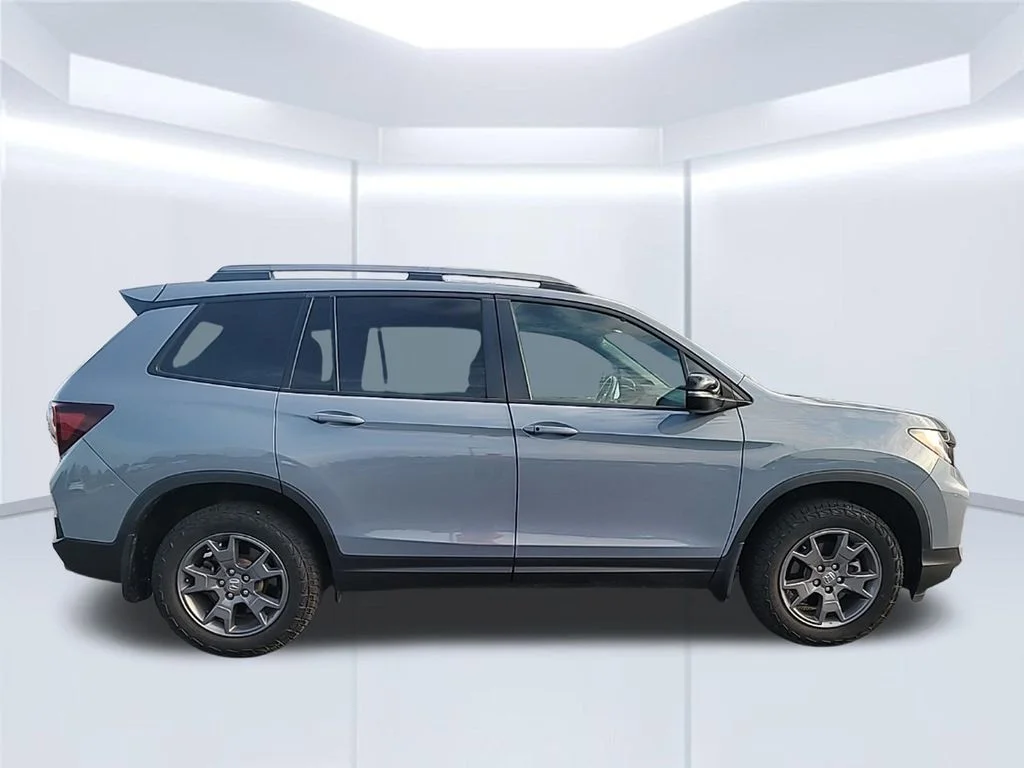 Used 2025 Gray Honda TrailSport image 4