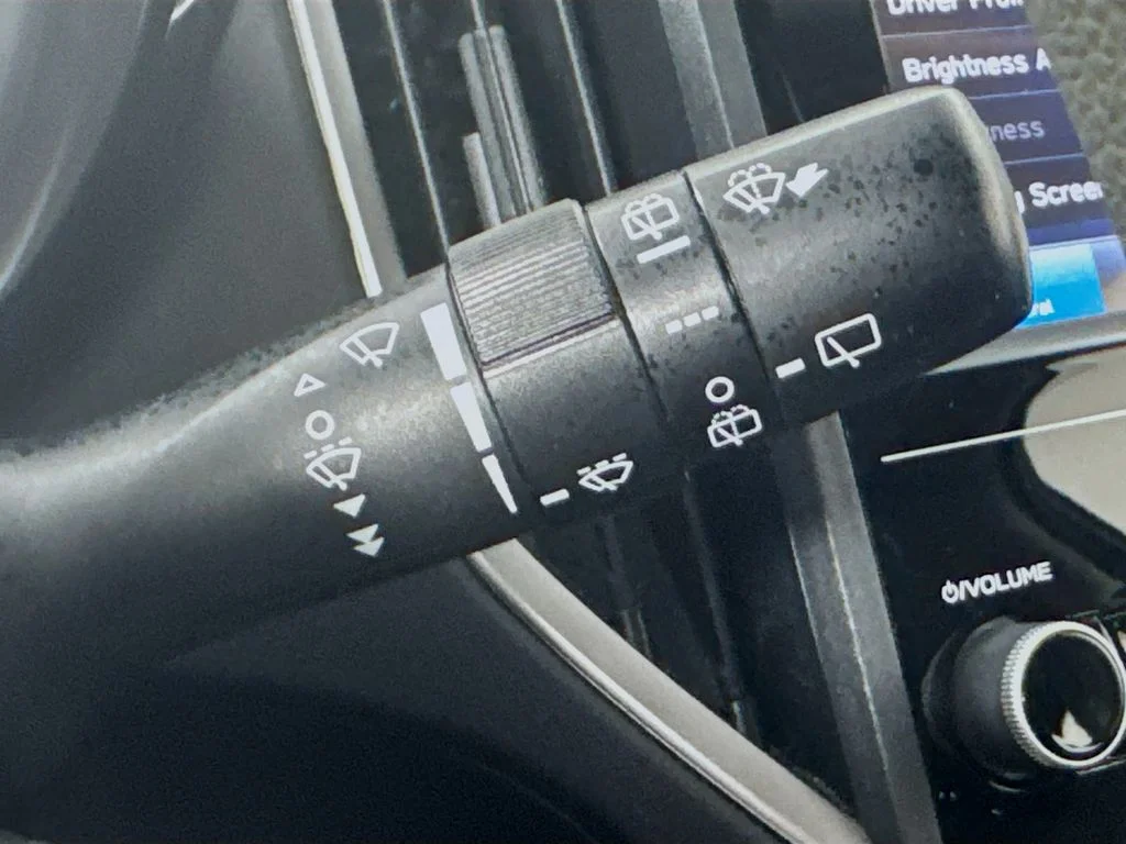 Used 2023 Gray Subaru Base image 13