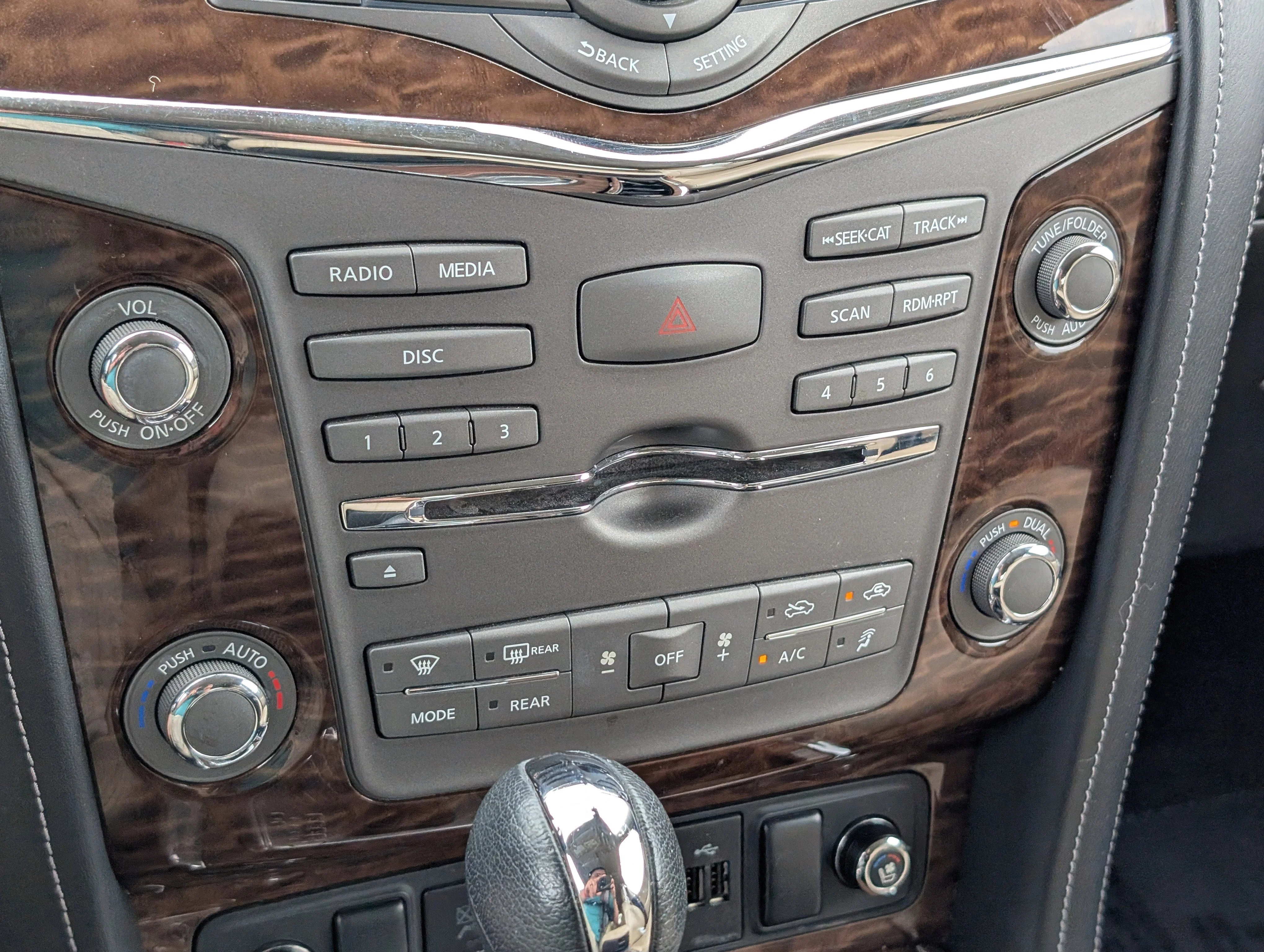 Used 2018 Gun Metallic Nissan Platinum image 31