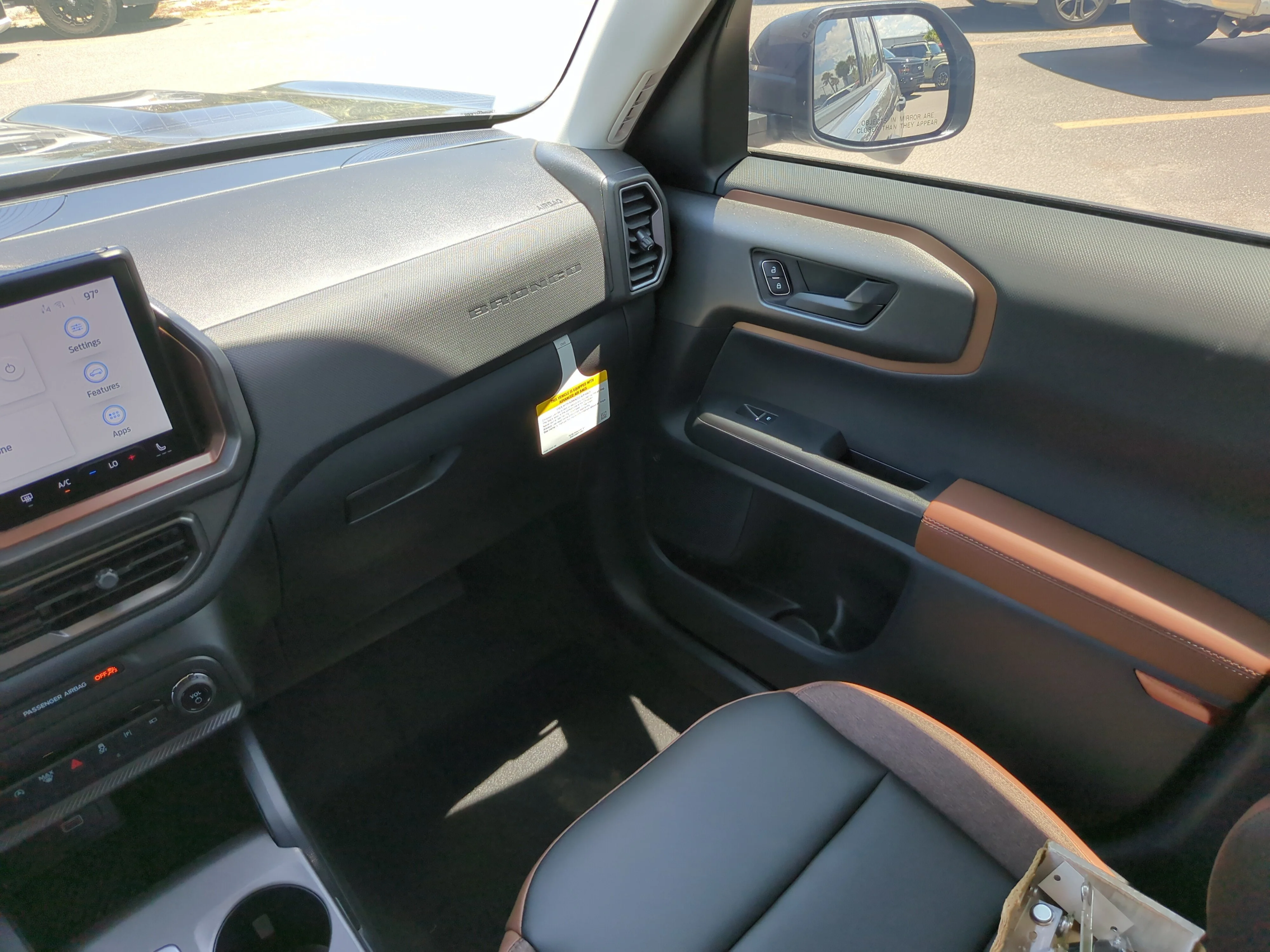 New 2026 Carbonized Gray Metallic Ford Outer Banks® image 15