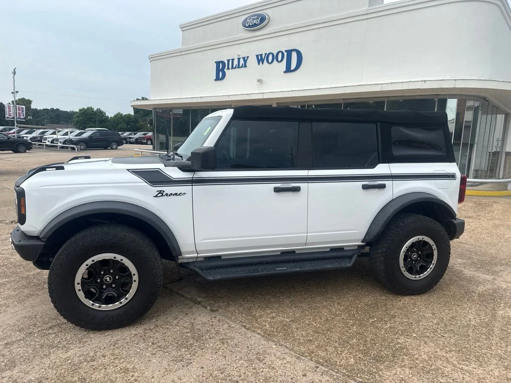 Used 2021 Oxford White Ford Base image 1