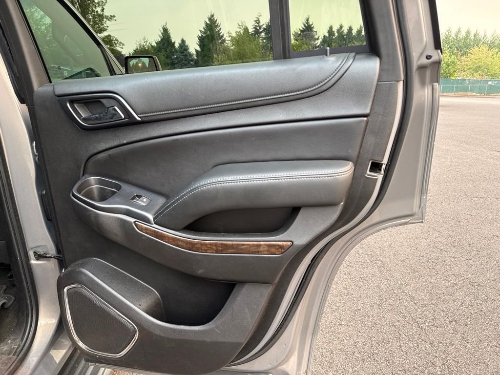 Used 2018 Pepperdust Metallic Chevrolet LT image 24