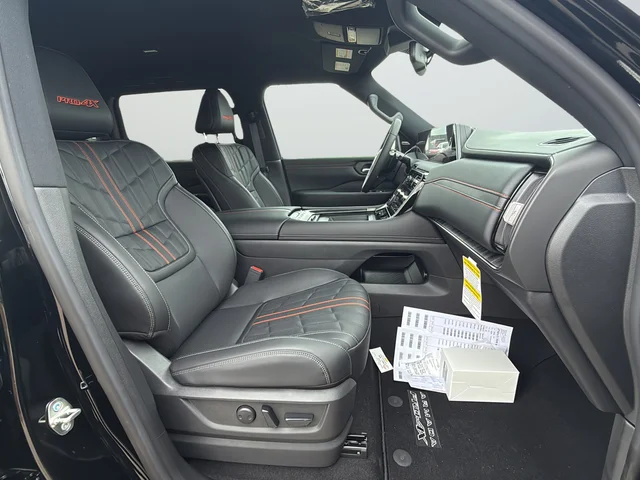 2026 Nissan Armada PRO-4X - Photo 9