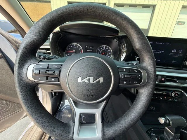 Used 2023 Silver Kia LXS image 24