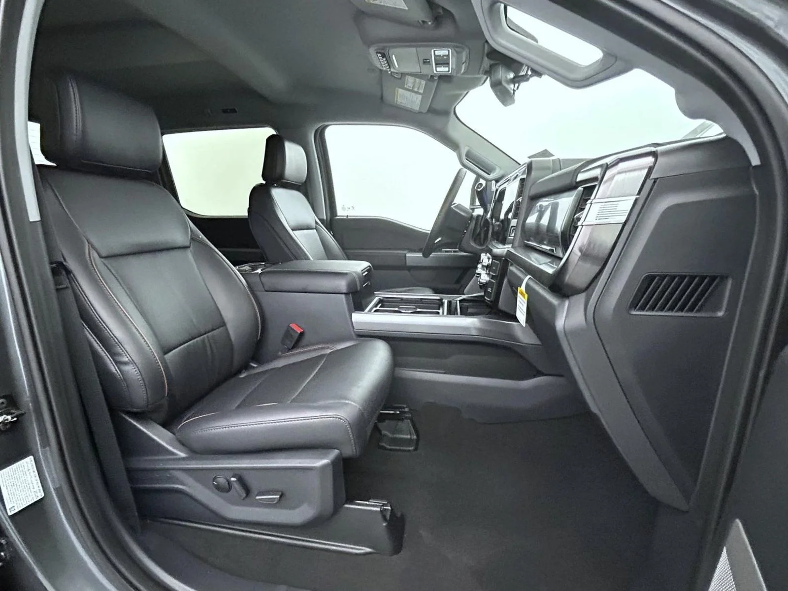 New 2026 Gray Ford Lariat image 15