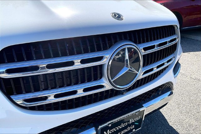 Certified Used 2024 White Mercedes-Benz GLE 350 image 27