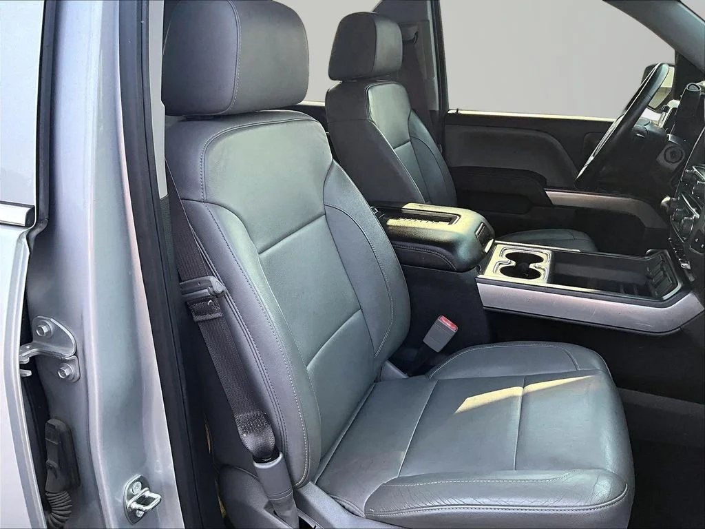 Used 2017 Silver Chevrolet LTZ image 7