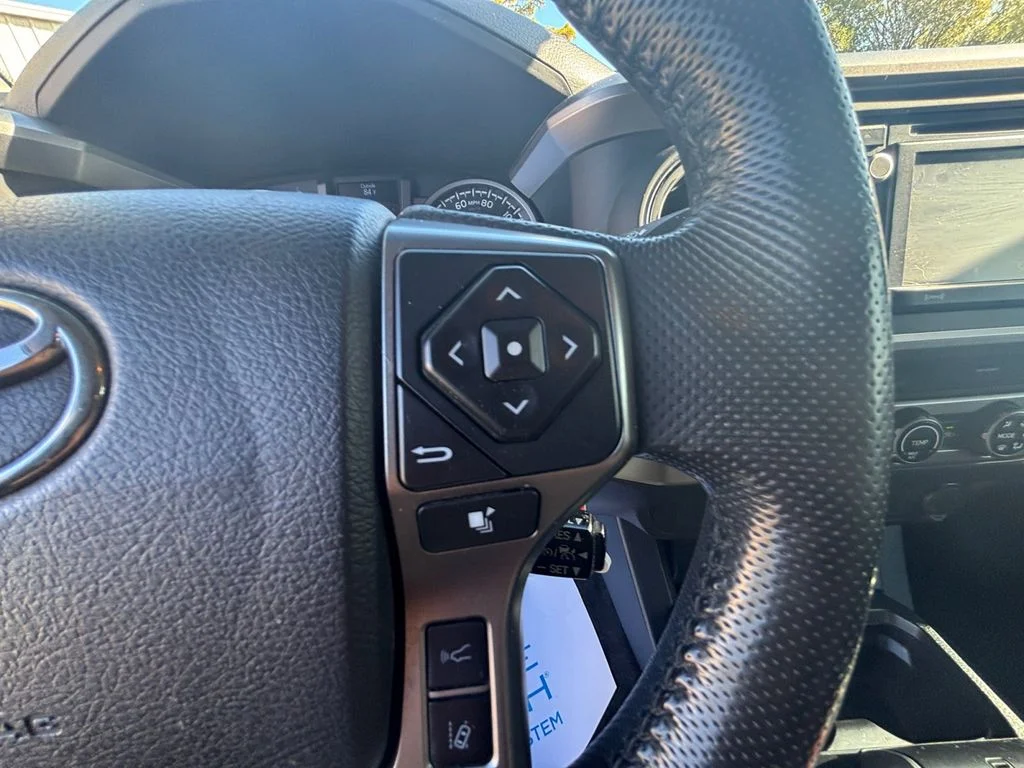 Used 2019 Gray Toyota SR5 image 30
