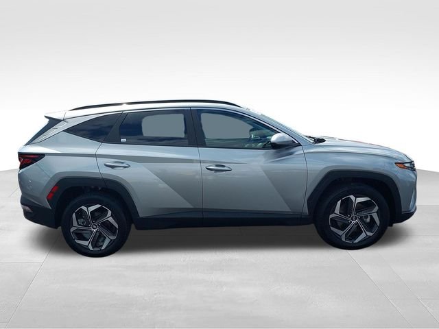 Used 2024 Silver Hyundai SEL image 6