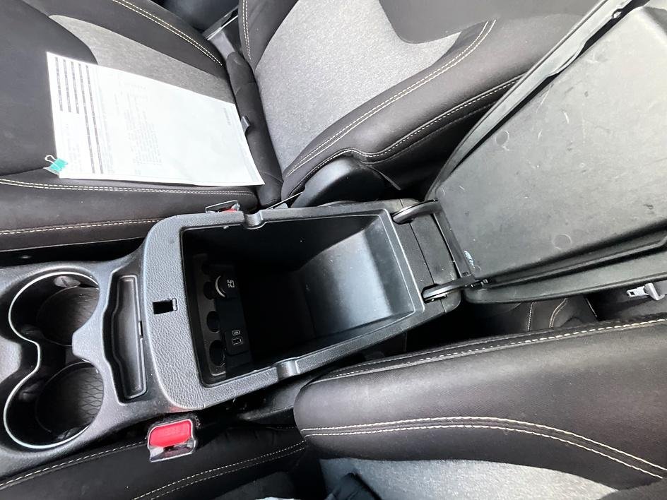Used 2014 Black Jeep Latitude image 25