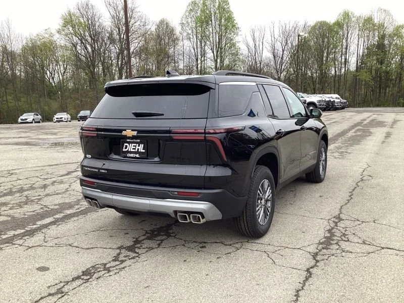 2026 Chevrolet Traverse LT - Photo 7