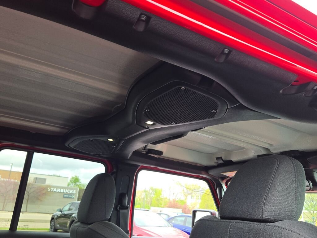 Used 2025 Red Jeep Sahara 4xe image 10