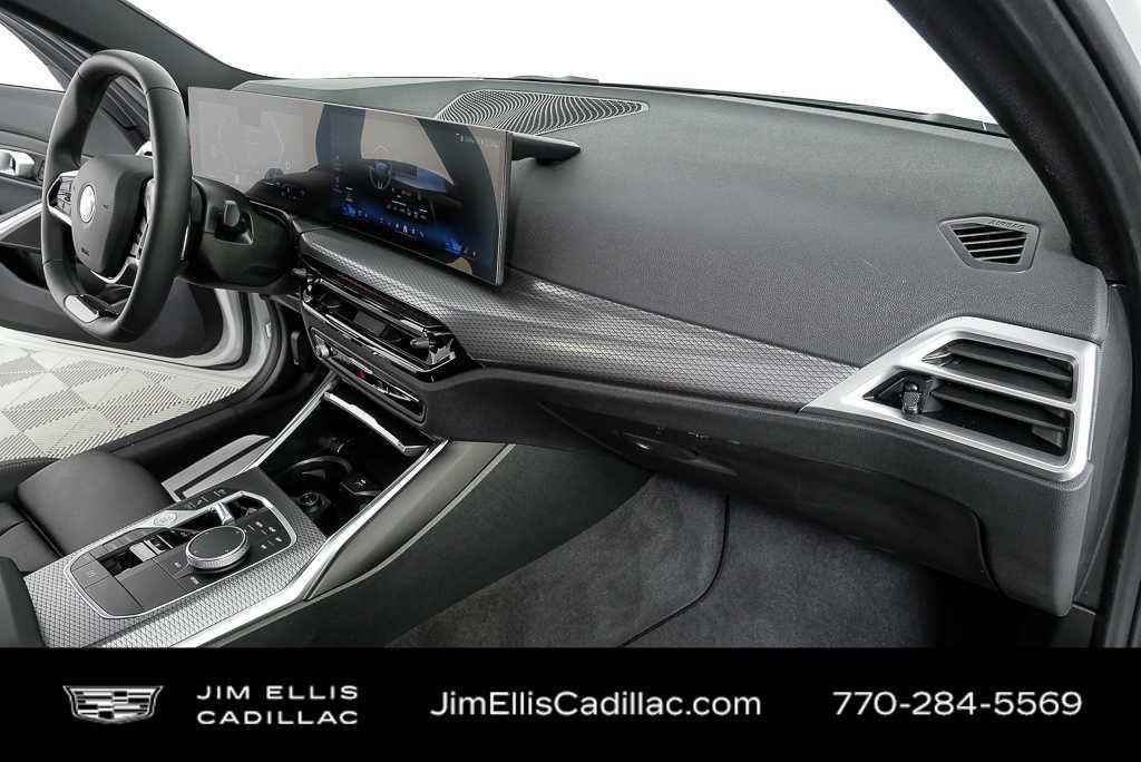 2025 BMW 3 Series 330i - Photo 23