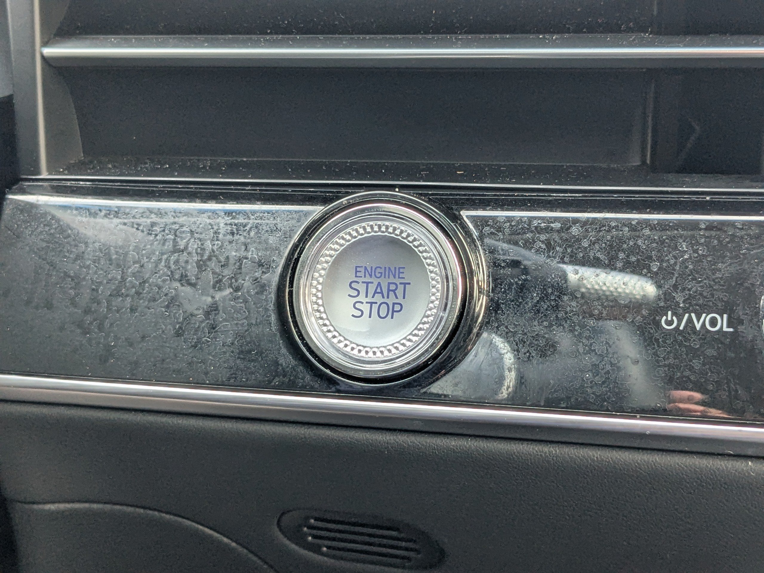 2026 GENESIS GV70 Standard - Photo 30