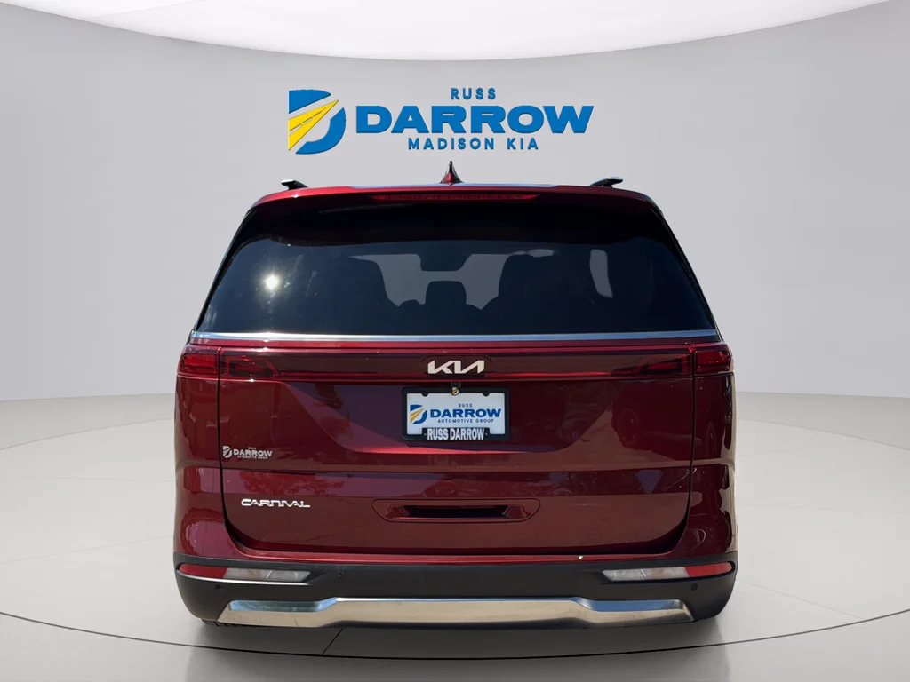 Used 2023 Flare Red Kia SX image 4