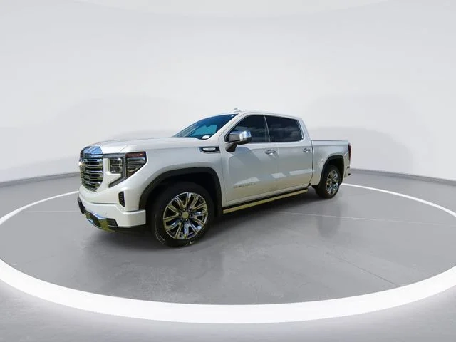 Used 2024 White GMC Denali image 4